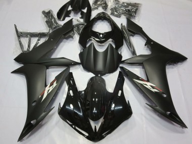 2004-2006 Yamaha R1 Motorcycle Fairing - Glossy Black Matte Black UK