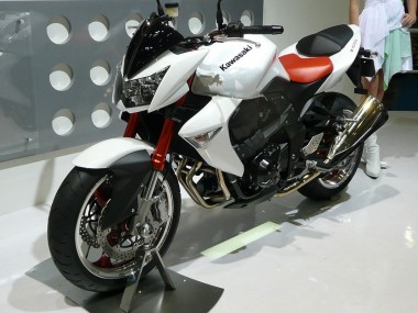 2003-2006 Kawasaki Z1000 Motorcycle Fairings - Pearl White UK