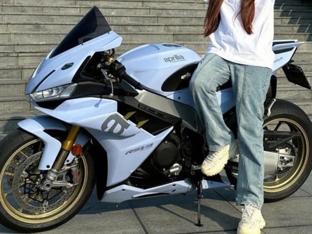 2021-2024 Aprilia RSV4 1100 Motorcycle Fairings - Matte Light Blue UK