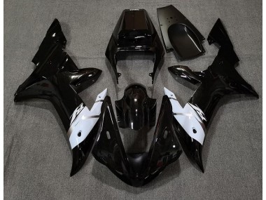 02-03 Gloss Black White and Silver R1 Fairings