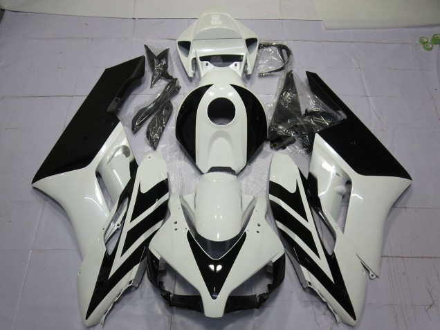 04-05 Black and White Design CBR1000RR Fairings 04-05 Black and White Design CBR1000RR Fairings