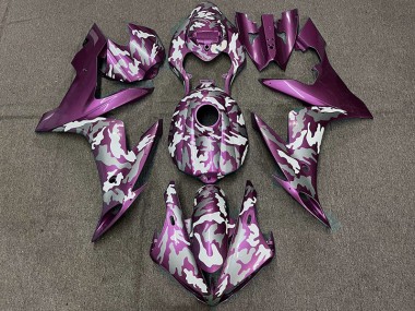 04-06 Dark Magenta Camo R1 Fairings