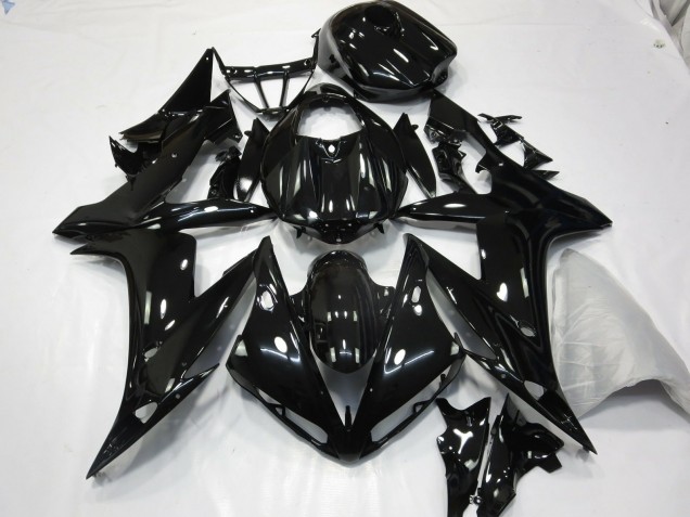 04-06 Gloss Black R1 Fairings 04-06 Gloss Black R1 Fairings