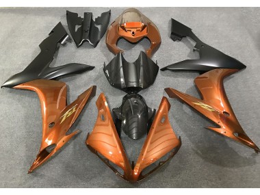 04-06 Gloss Orange and Carbon Fiber Style R1 Fairings