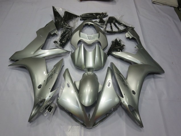 04-06 Gloss Silver R1 Fairings 04-06 Gloss Silver R1 Fairings