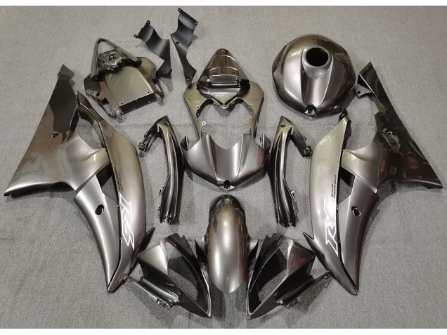 08-16 Liquid Silver R6 Fairings 08-16 Liquid Silver R6 Fairings